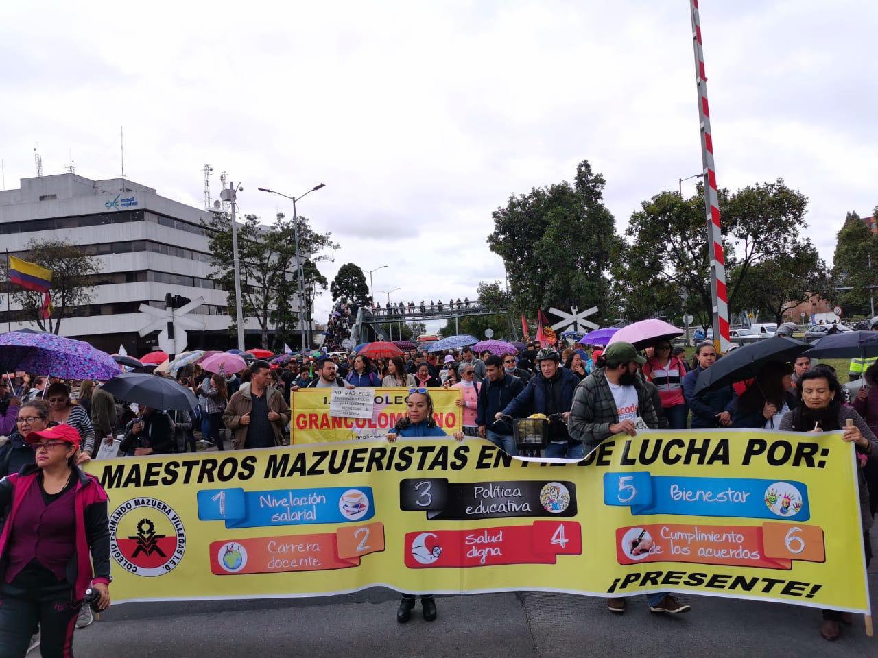 Movilización de maestros en Bogotá