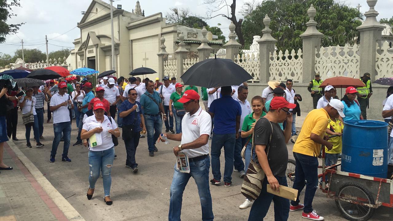 Maestros marchan en Barranquilla.