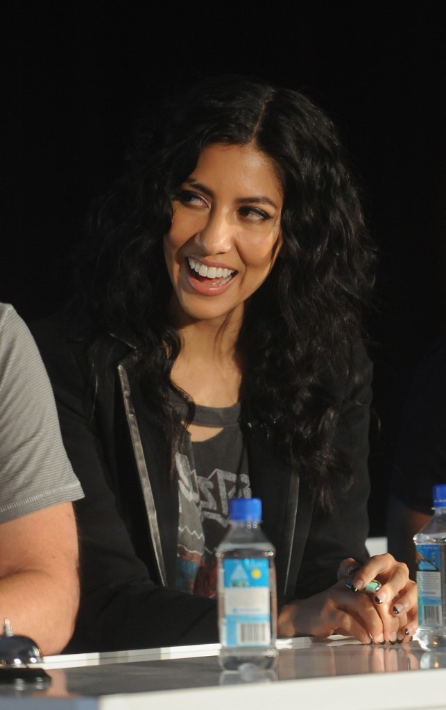 La actriz Stephanie Beatriz