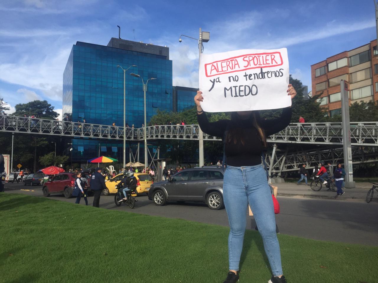 Pancartas en medio del paro nacional, en Bogotá