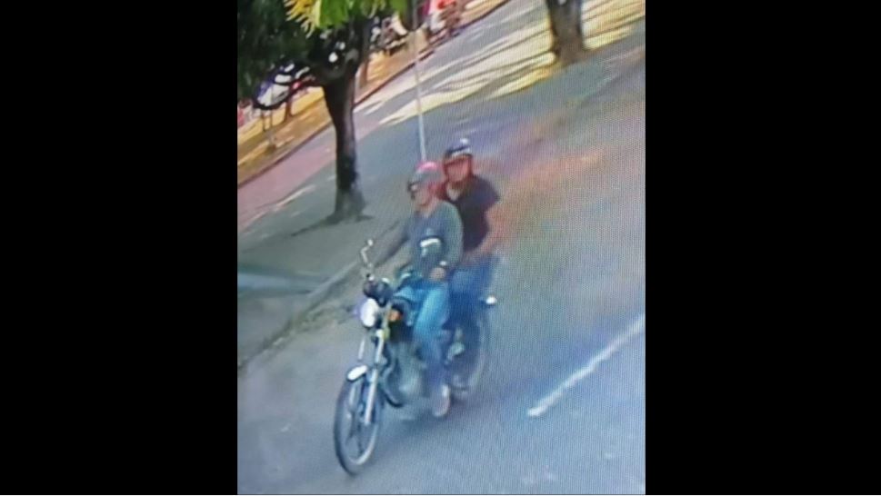 Imagen de las dos personas que habrían atentado en Tame (Arauca)