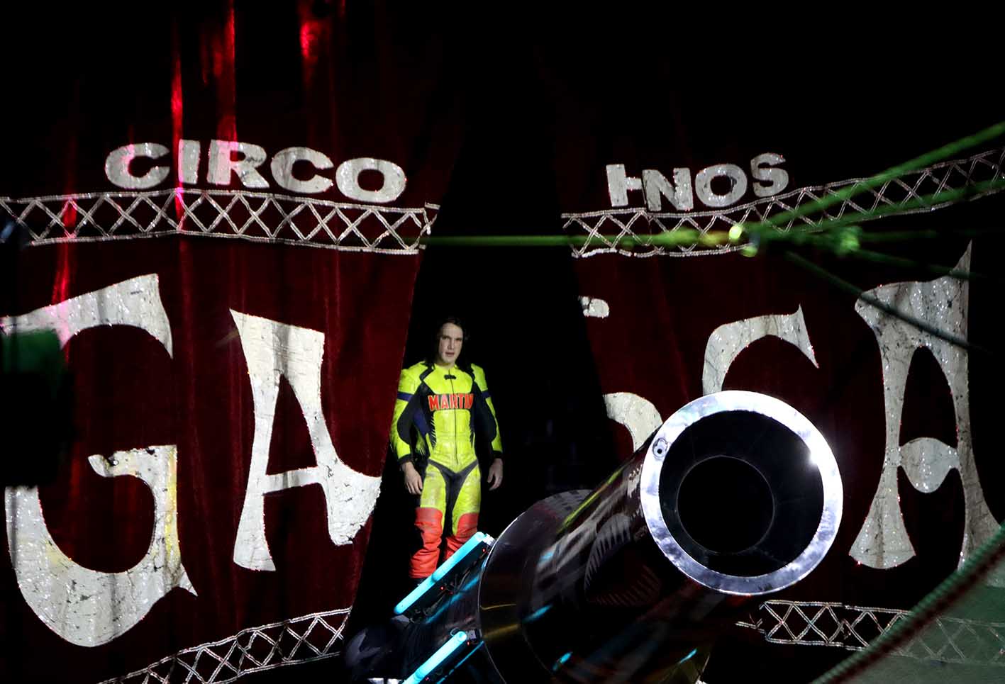 El circo se reinventa: adelantan funciones a través de Internet y redes sociales.