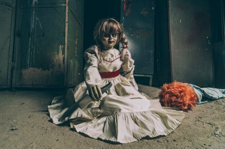 Anabelle la muneca de El Conjuro desaparecio de su vitrina real