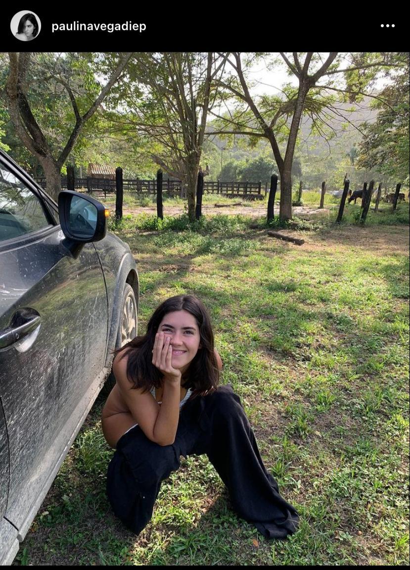 Paulina Vega sin pantalones