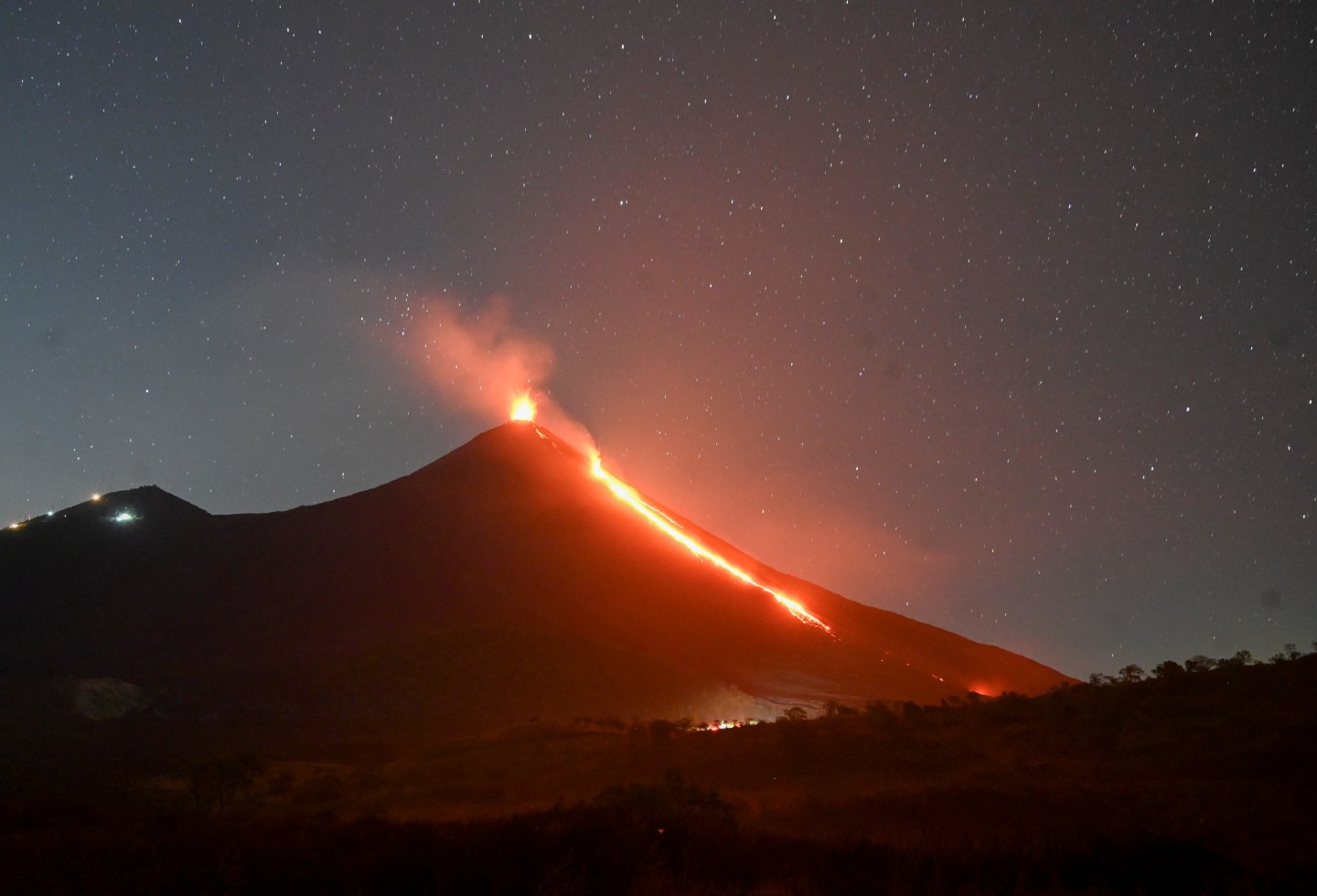 Volcán de Pacaya genera alarma en Guatemala