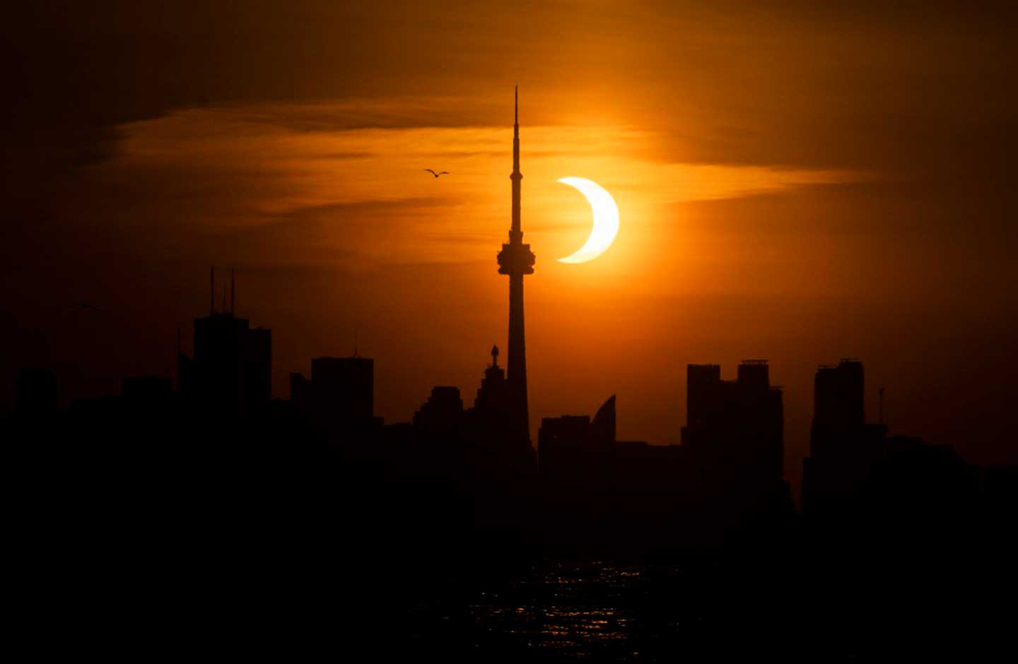 Eclipse anillo de fuego en Canadá