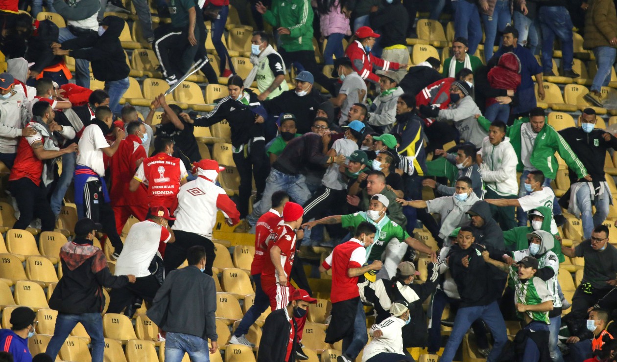 Hinchas De Nacional En Bogota No Tendran Ingreso A Los Estadios Rcn Radio