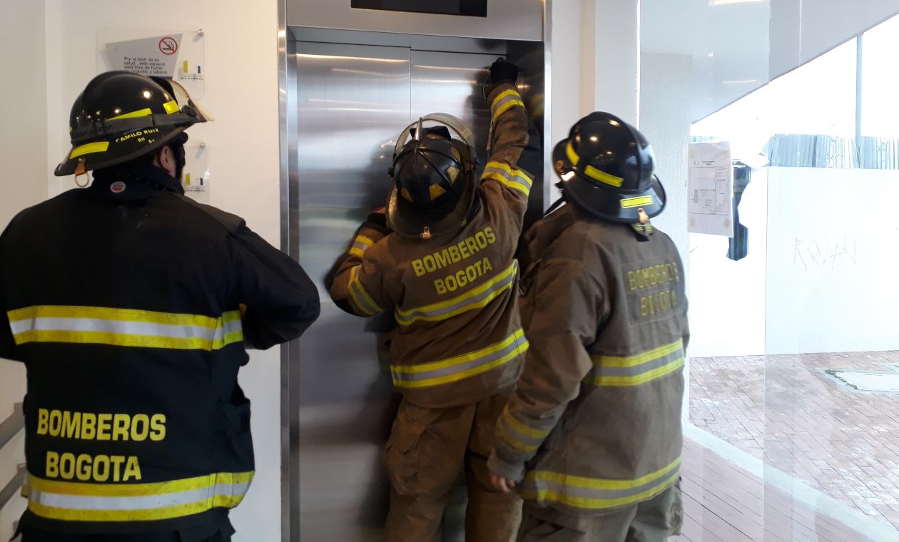Bombero servicio militar: ley tramitada en Cámara Bombero servicio militar: ley tramitada en Cámara