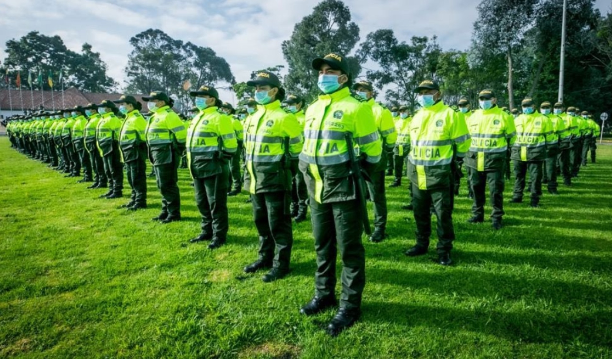 Policía Nacional Abre Convocatorias Para Que Jóvenes Se Incorporen Rcn Radio 7659