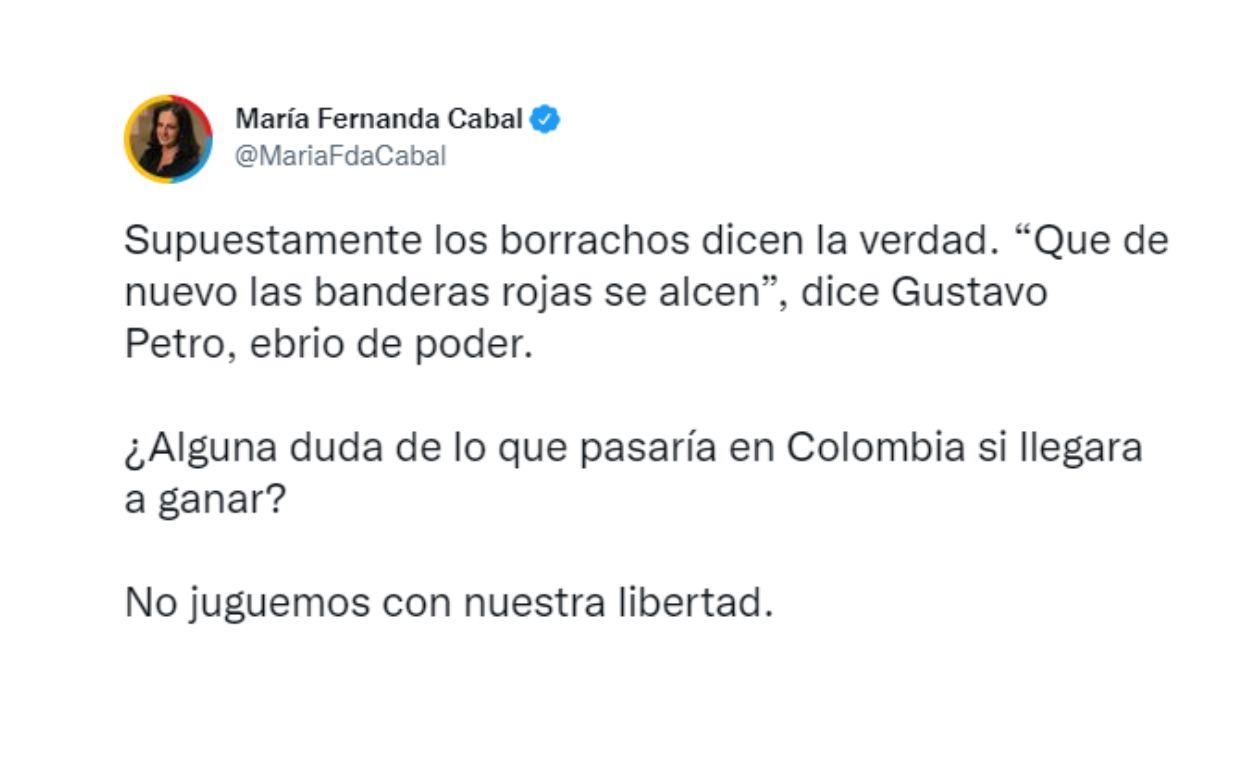 María Fernanda Cabal contra Gustavo Petro por supuestamente estar ebrio