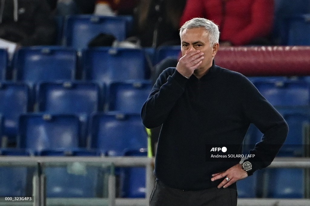 La Sanción De José Mourinho Por Hacer Gestos Irónicos Rcn Radio 