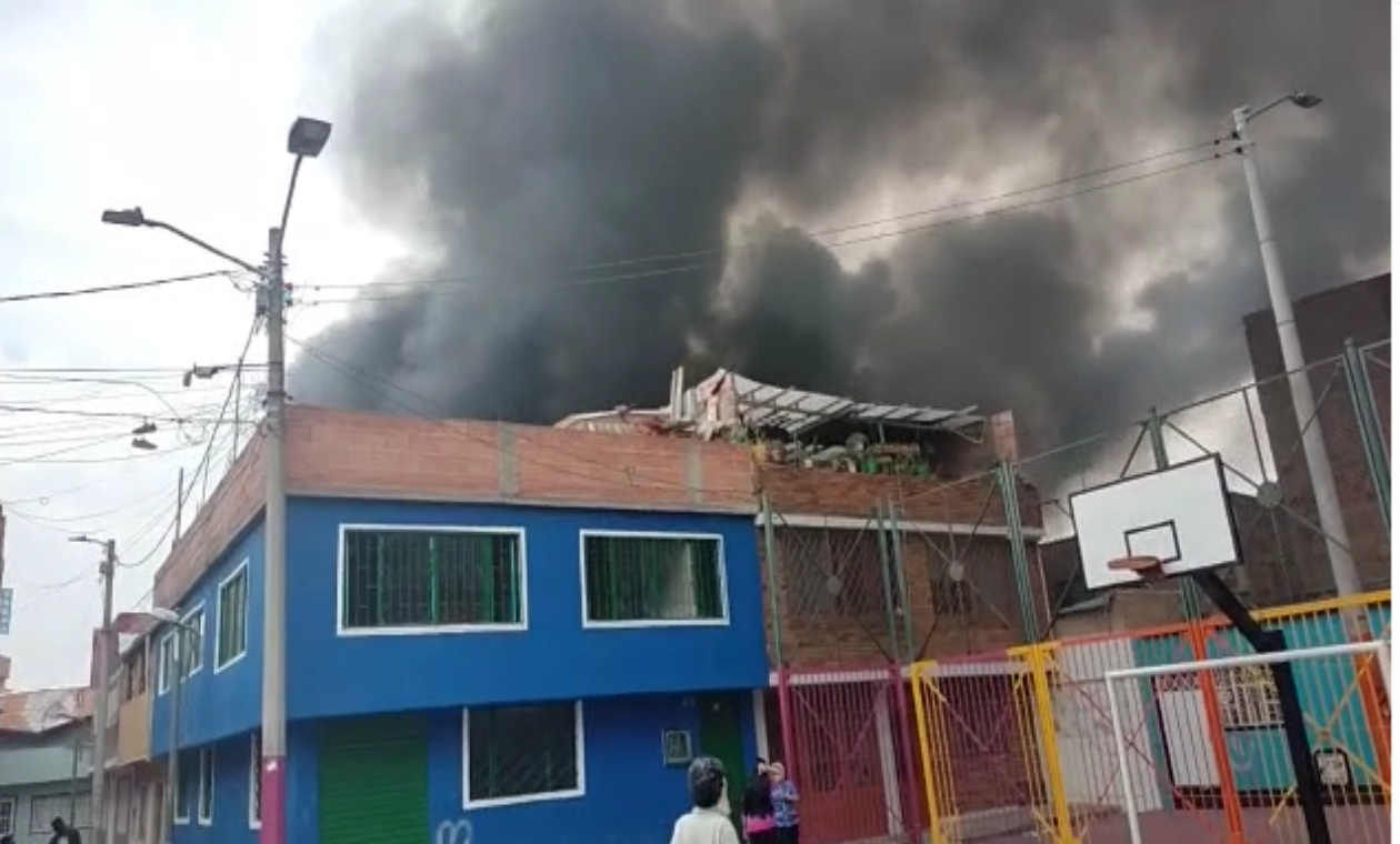 Reportan Incendio De Gran Magnitud En El Sur De Bogotá | RCN Radio