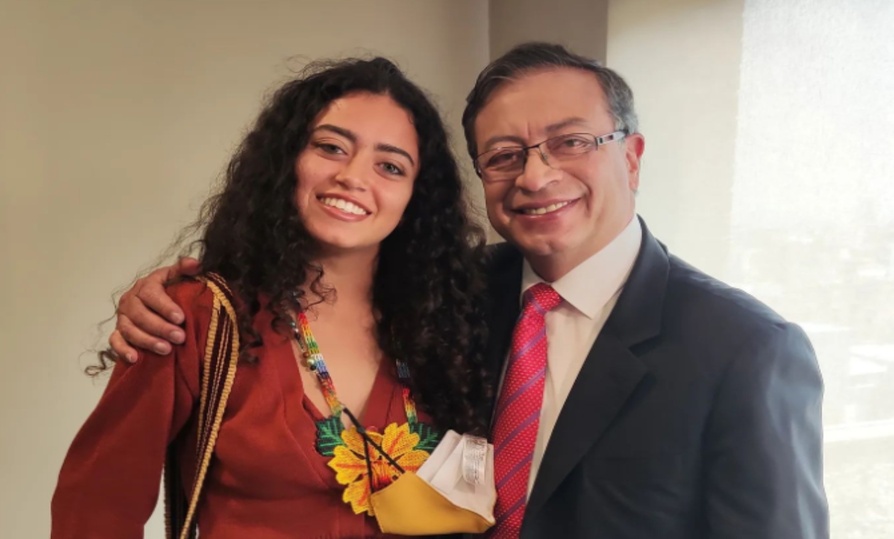 Hija de Gustavo Petro se despachó contra César Gaviria | RCN Radio