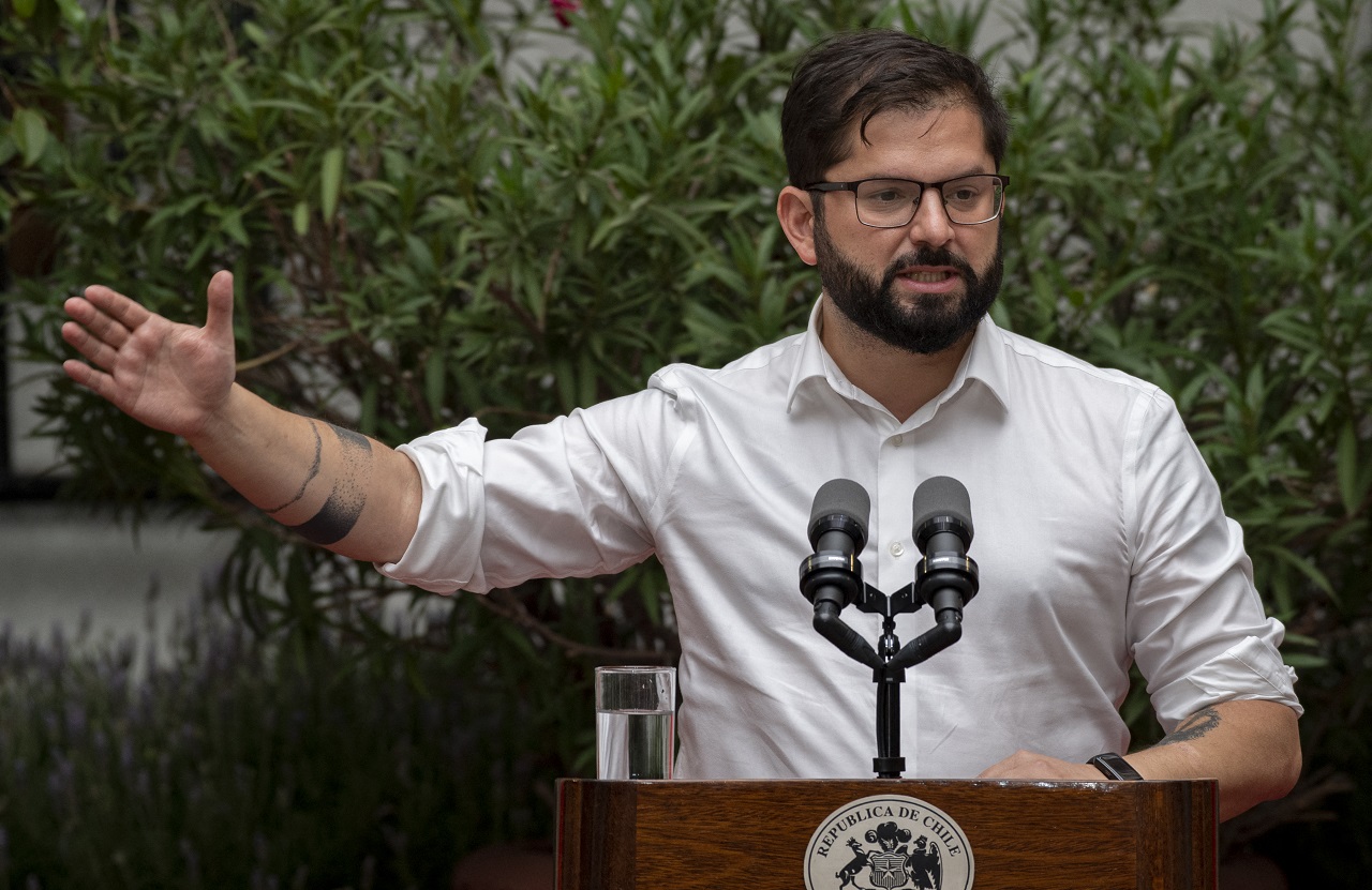 Escolta Del Presidente De Chile, Gabriel Boric, Fue Atacado A Bala ...