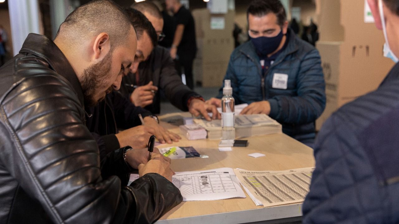 Jurados De Votación ¿cómo Los Eligen Y De Qué Depende Rcn Radio