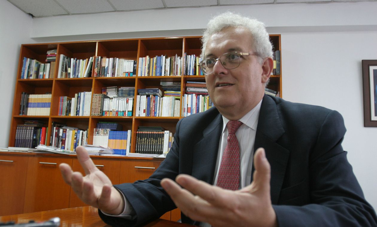 Gustavo Petro: José Antonio Ocampo, ministro de Hacienda