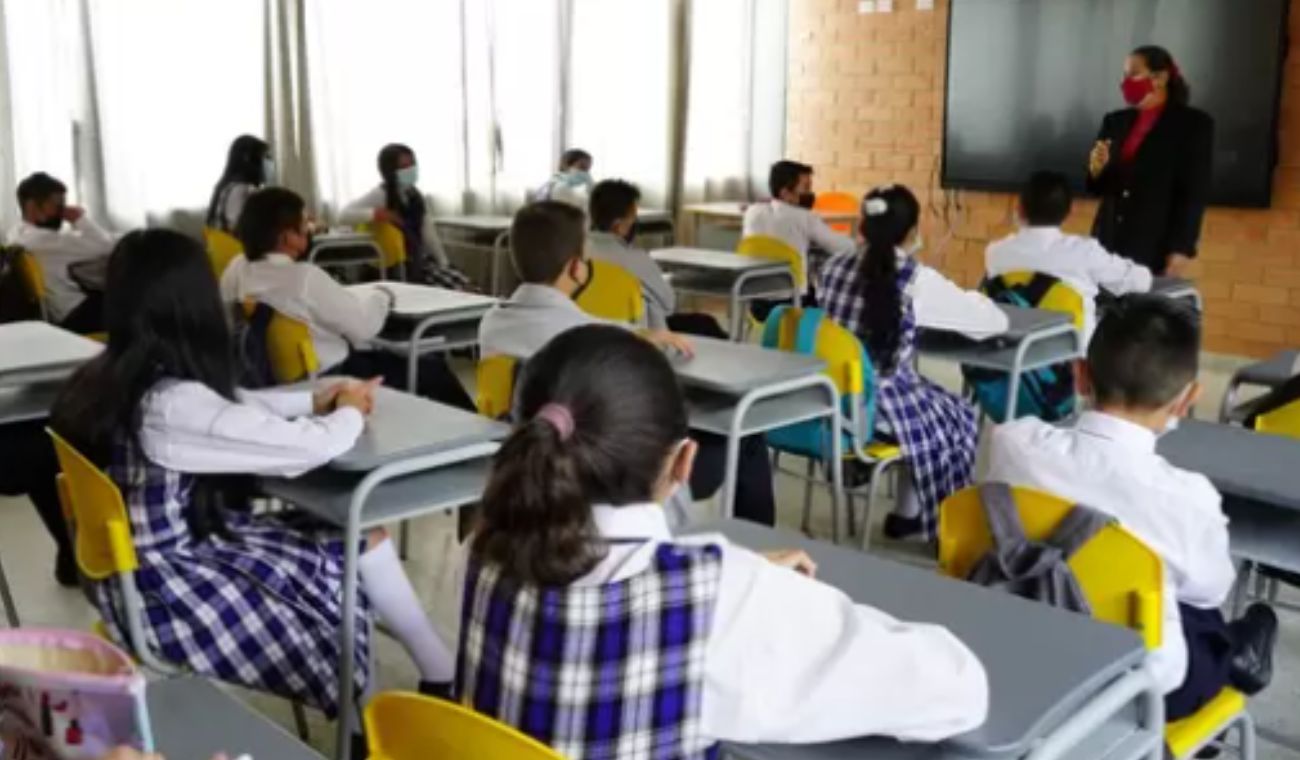 Los 20 Mejores Colegios De Colombia: No Hay Ninguno Público | RCN Radio