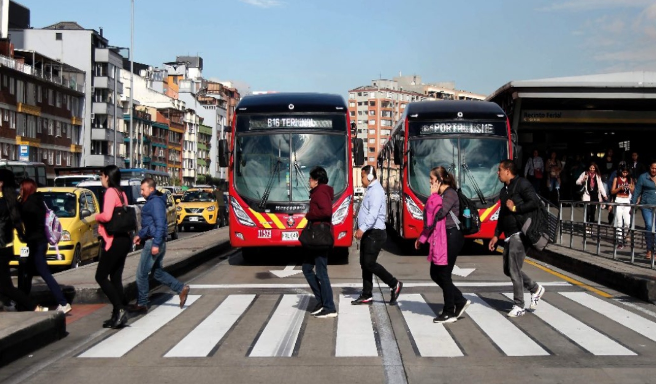 Protestas En Bogotá Hoy Jueves 24 De Noviembre Cómo Está Transmilenio Rcn Radio