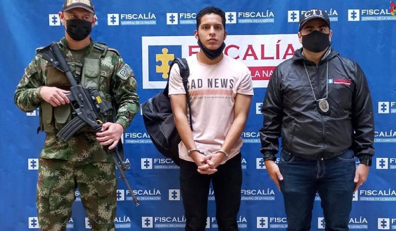 Hombre Estranguló A Su Novia De 15 Años Y Luego Le Robó Su Alcancía Rcn Radio