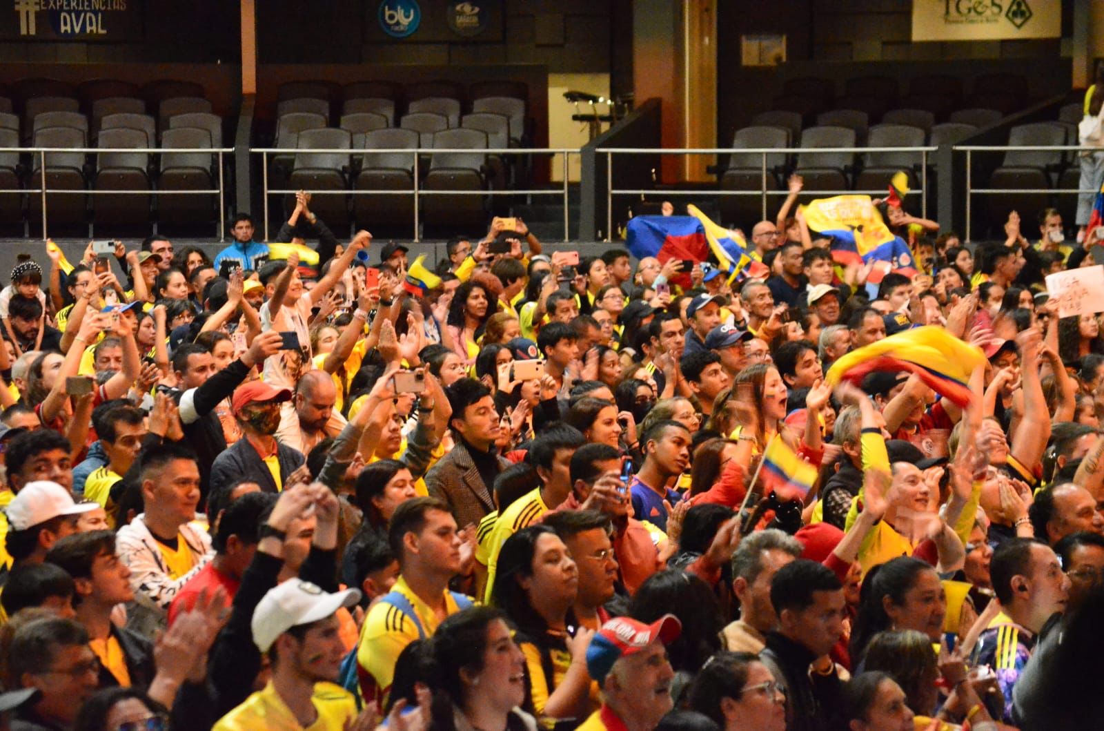 Así Fue El Recibimiento De La Selección Colombia En El Movistar Arena Rcn Radio 