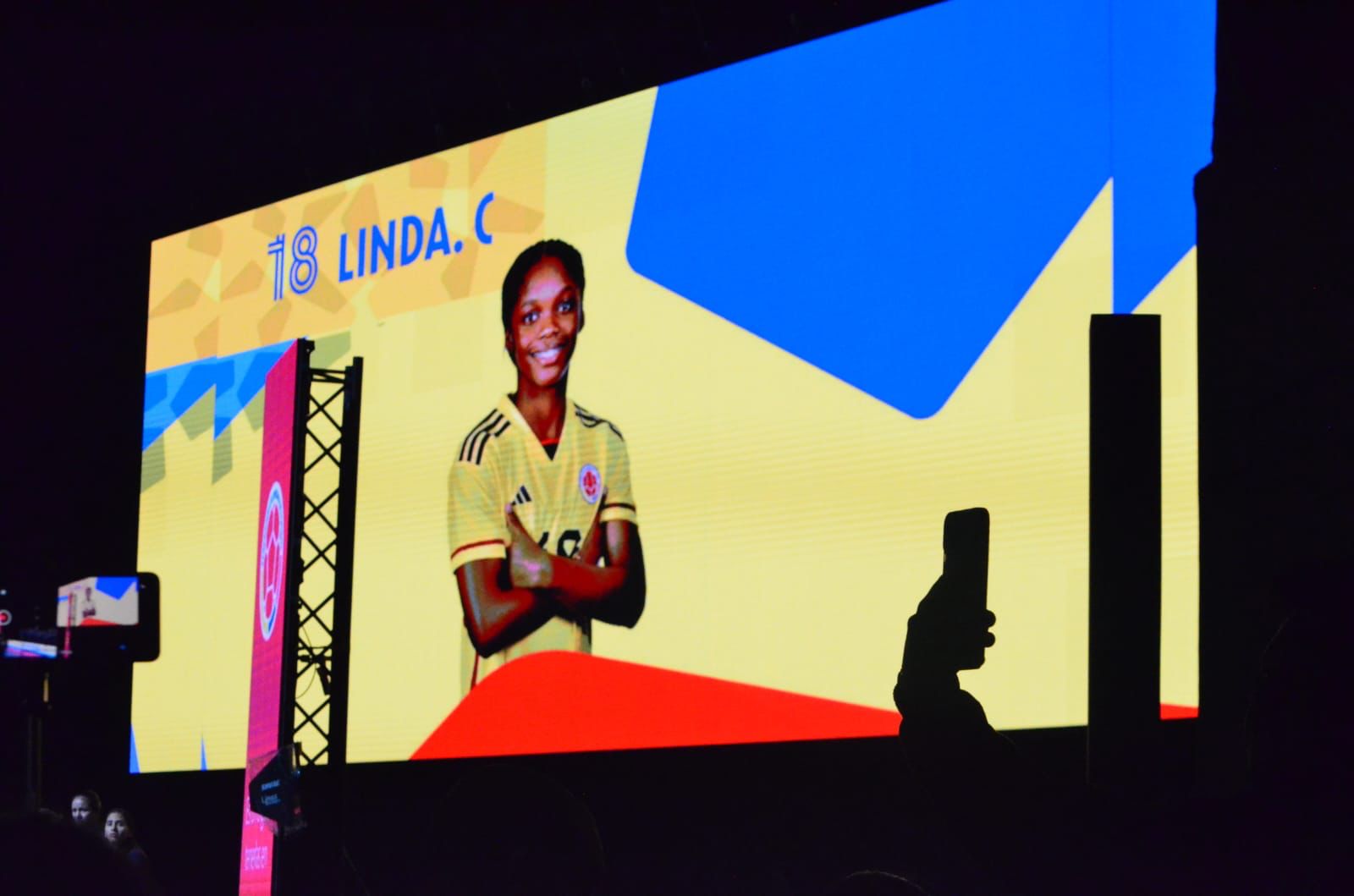 Así Fue El Recibimiento De La Selección Colombia En El Movistar Arena Rcn Radio 