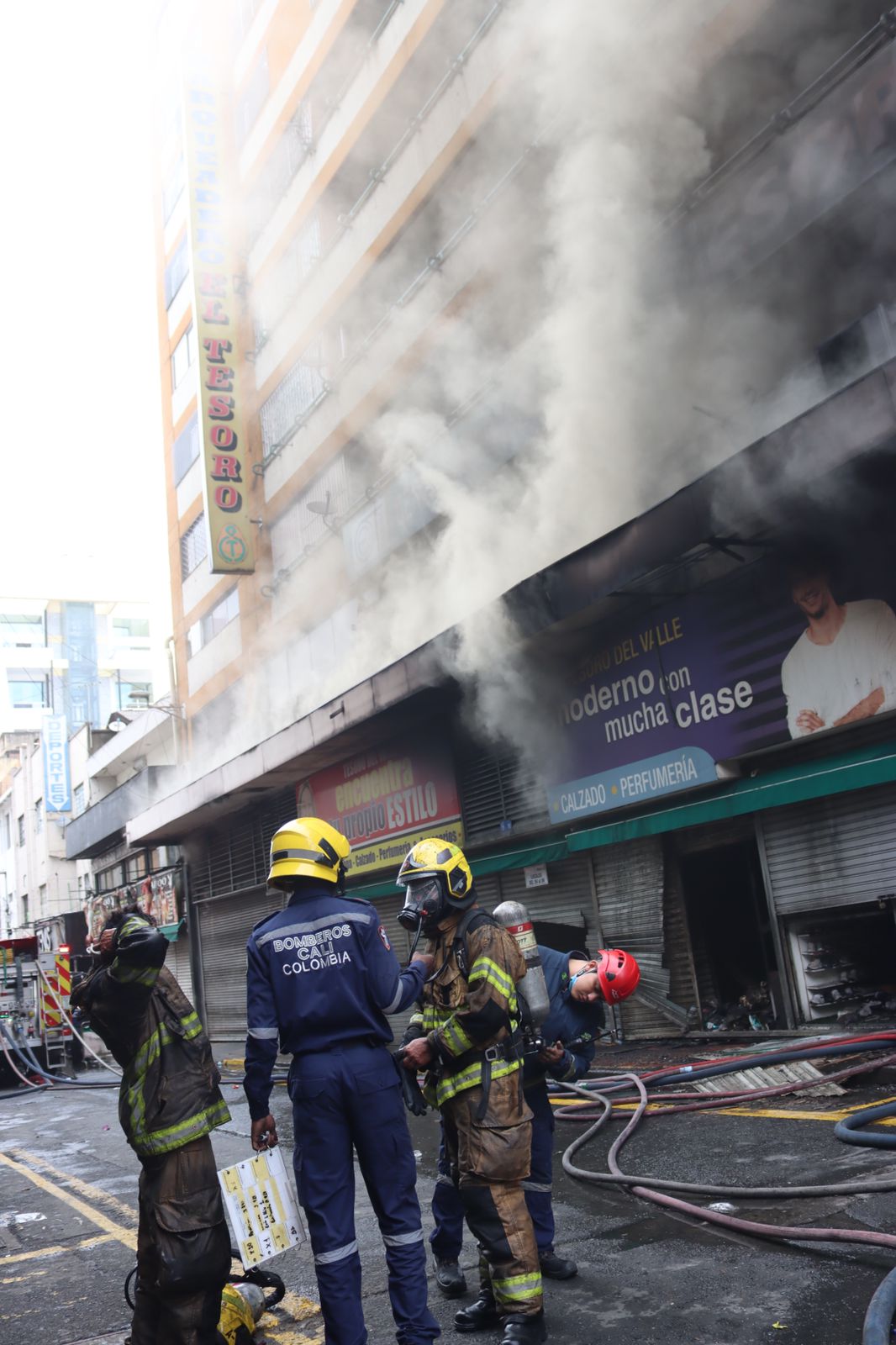 Incendio en centro comercial de Cali deja pérdidas [Fotos_ RCN Radio