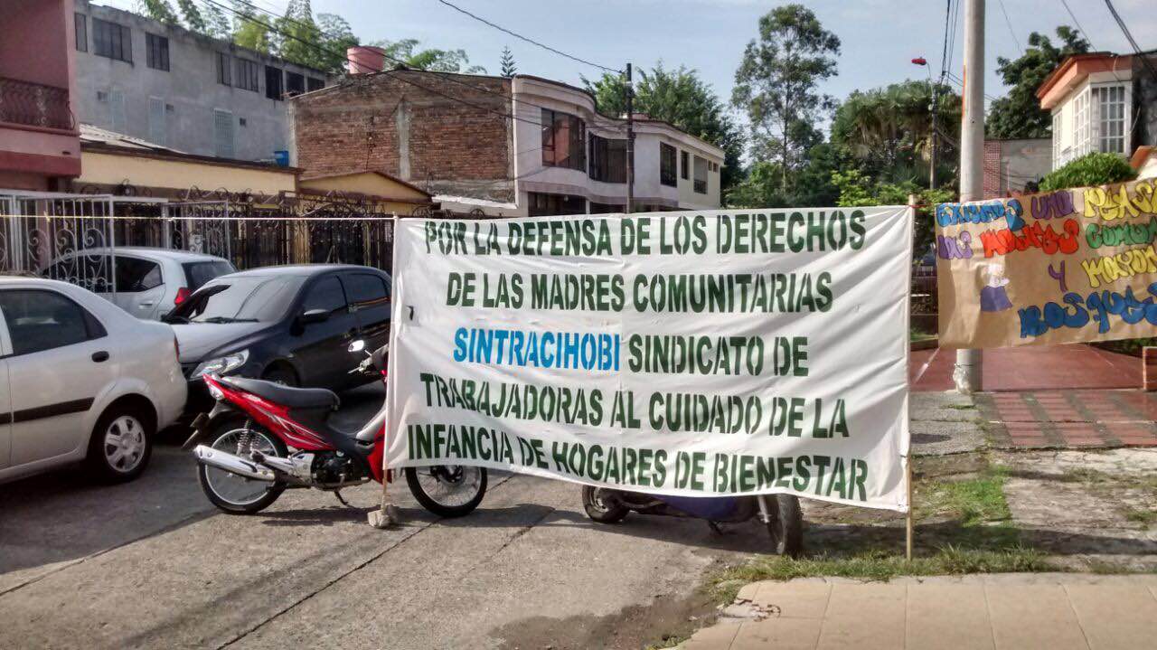 Madres Comunitarias Del Icbf Protestan En Pereira Y Dosquebradas Rcn Radio