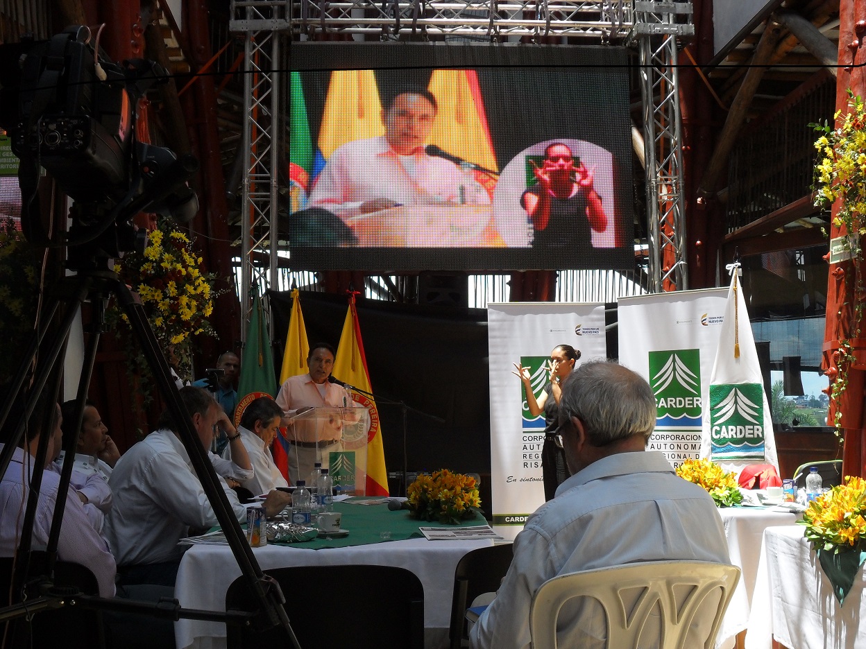 Denuncian humedal convertido en escombrera en Santa Rosa de Cabal, con  beneplácito de autoridad ambiental | RCN Radio