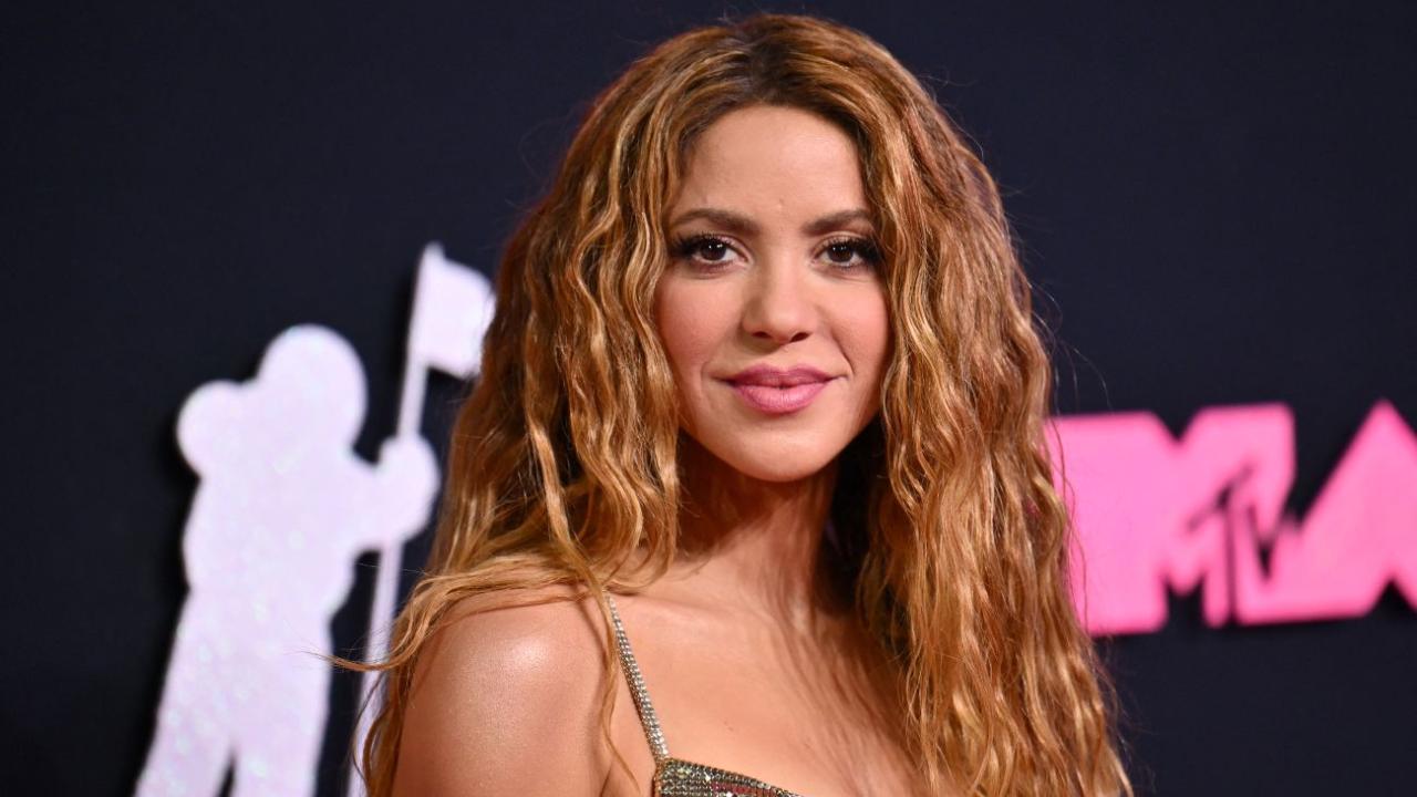 Shakira llega a Colombia para inaugurar colegio en Barranquilla