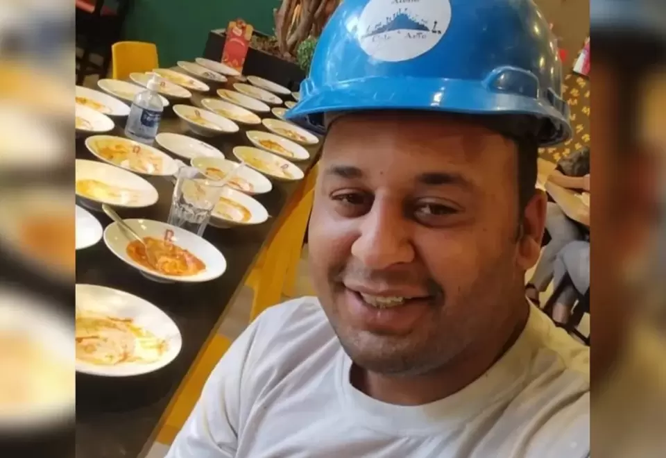 En buffet se comió 15 platos, pidió ocho más y lo sacaron del lugar