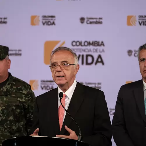  Ministro de Defensa Iván Velásquez 