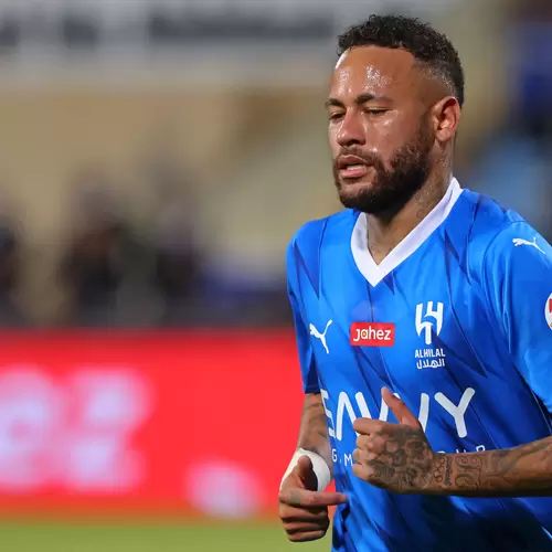  Neymar durante el partido de la pro league.