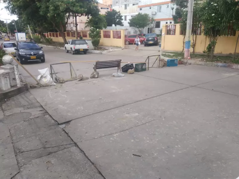 Bloqueo via falta de energía Barranquilla