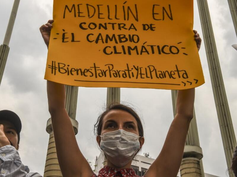Protestas en Medellín, en la que jóvenes piden acciones contra el cambio climático