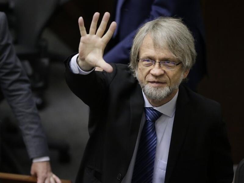 ANTANAS MOCKUS ANTANAS MOCKUS