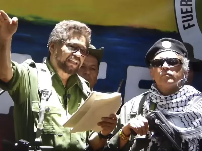 Iván Márquez y Jesús Santrich, anunciando su regreso a las armas.