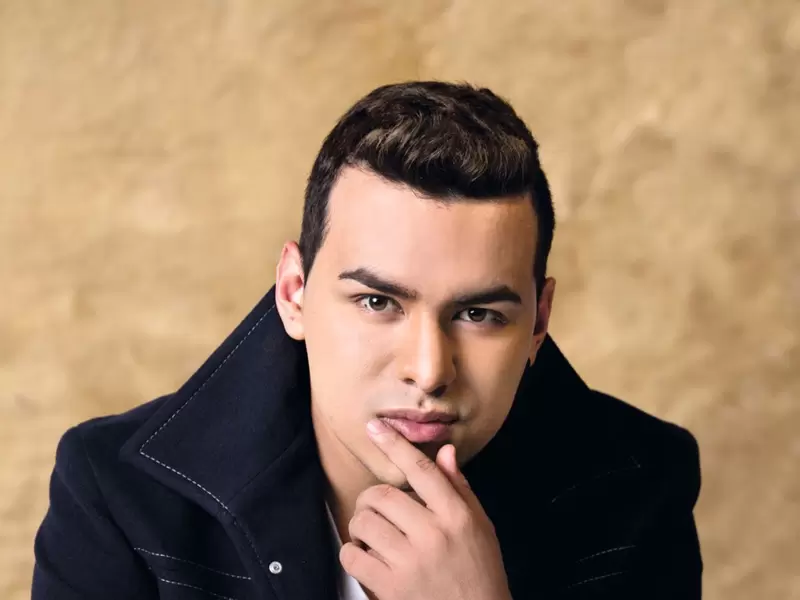Yeison Jiménez inició su carrera artística muy joven, cuando apenas tenía 18 años.