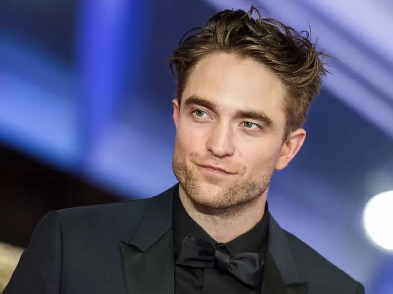 Robert Pattinson
