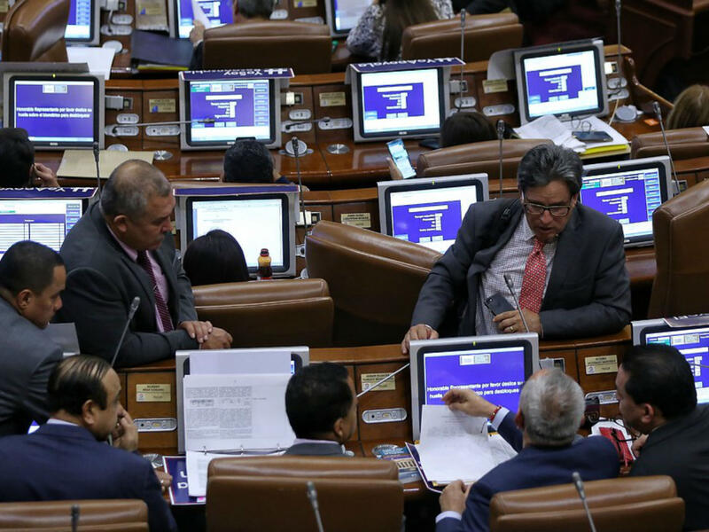 Ministro Alberto Carrasquilla en debate Ley de Crecimiento Económico en la Cámara de Representantes.