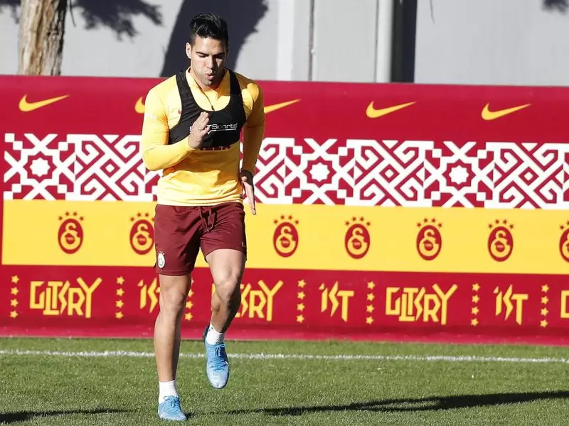 Falcao García entrenando con el Galatasaray