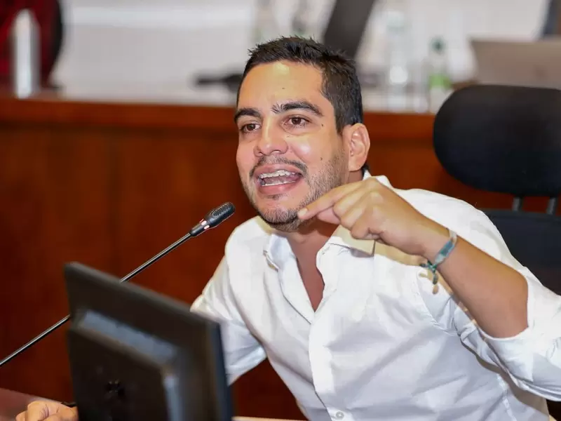 Senador Álex Flórez.