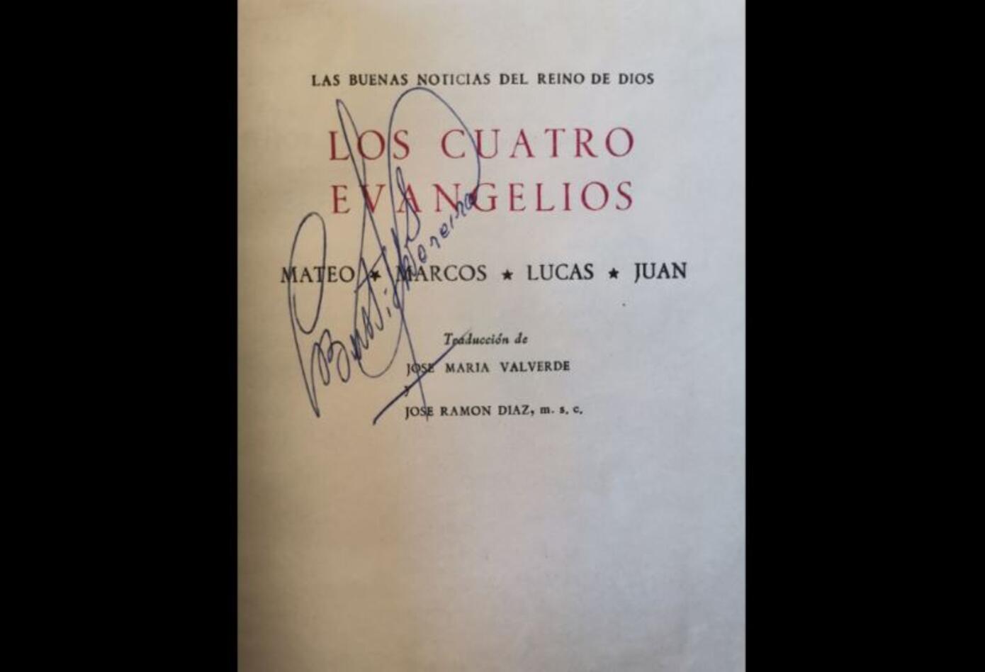 Los libros del profesor Germán Bustillo.