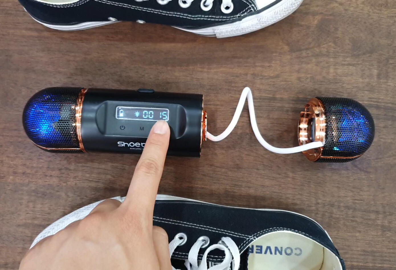 ShoeBlast tiene dos cabezales de limpieza