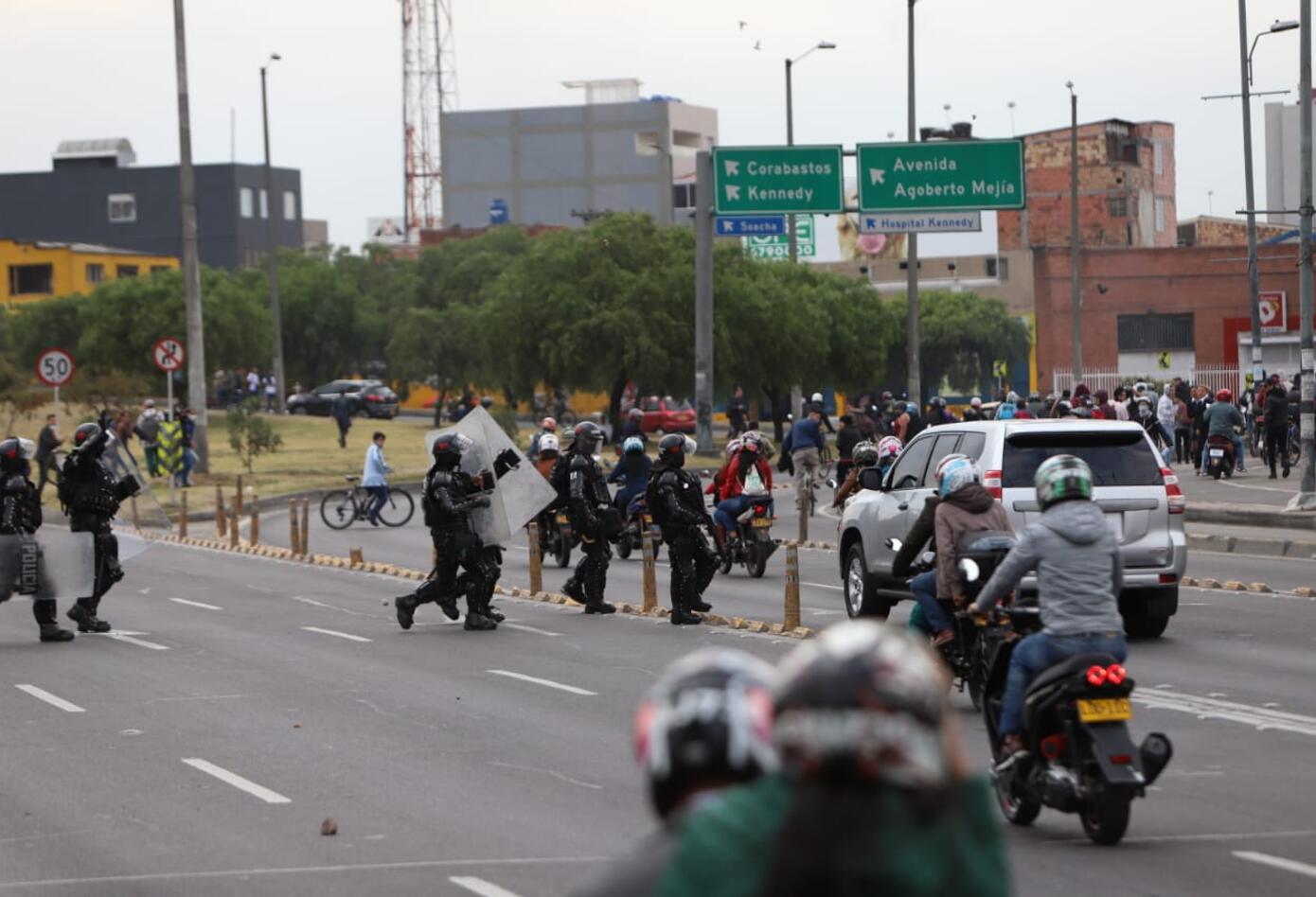 Enfrentamientos en la avenida de las Américas