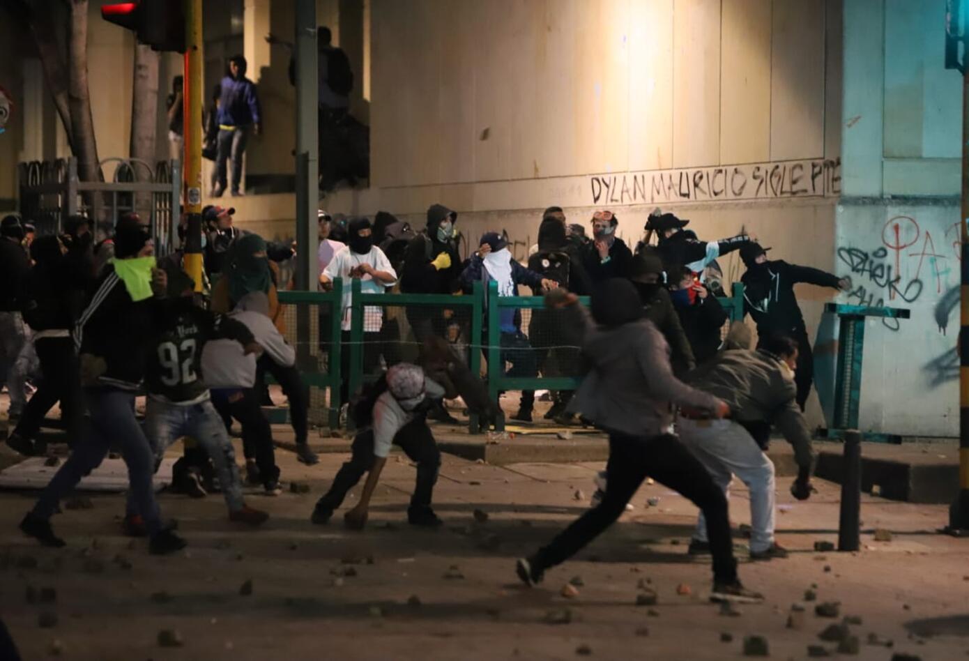 Enfrentamientos en la Plaza de Bolívar