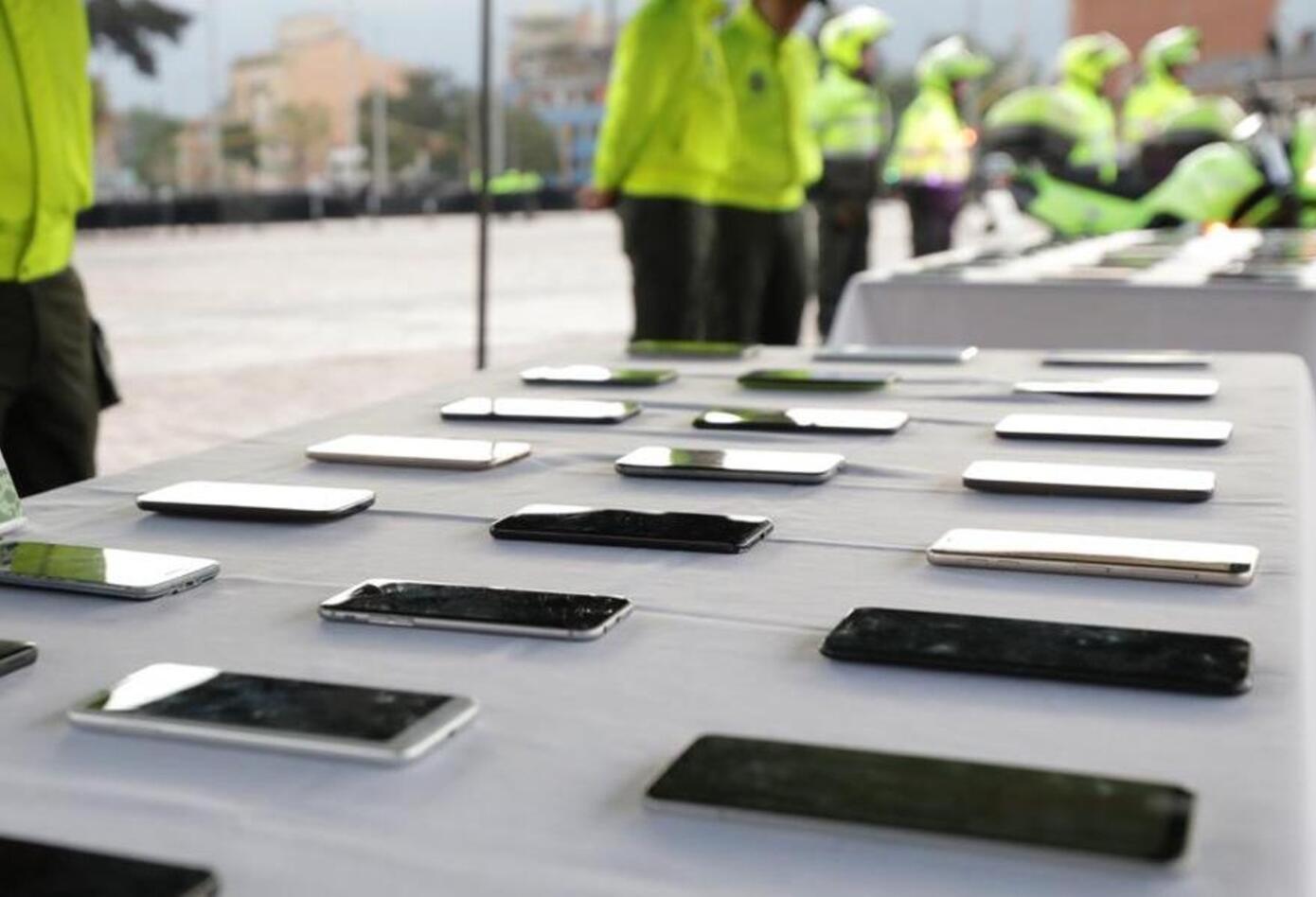 Más de 100 celulares robados en Bogotá