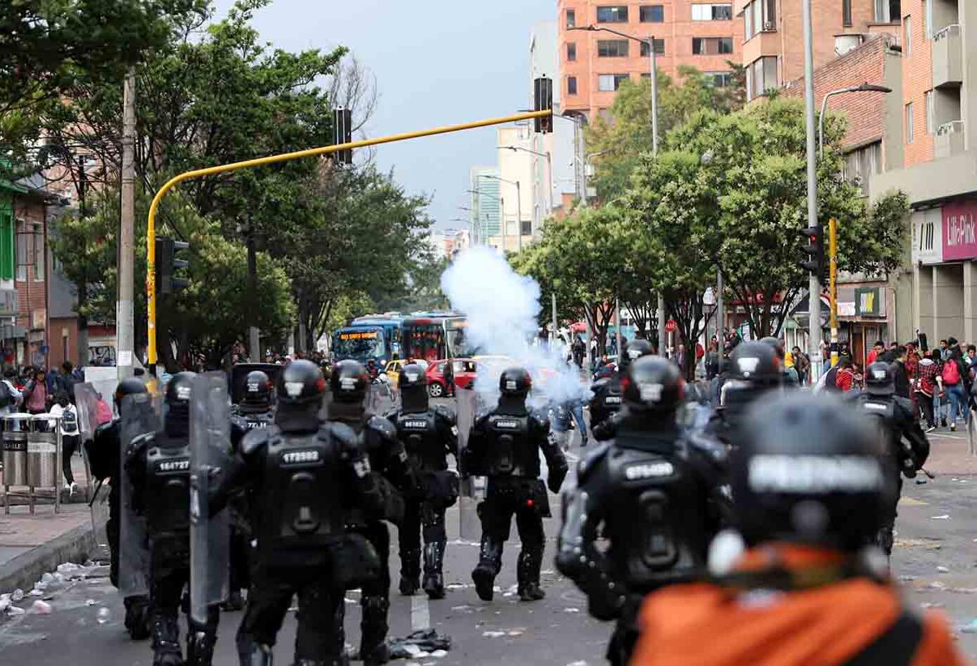 Disturbios avenida Caracas - Febrero 21