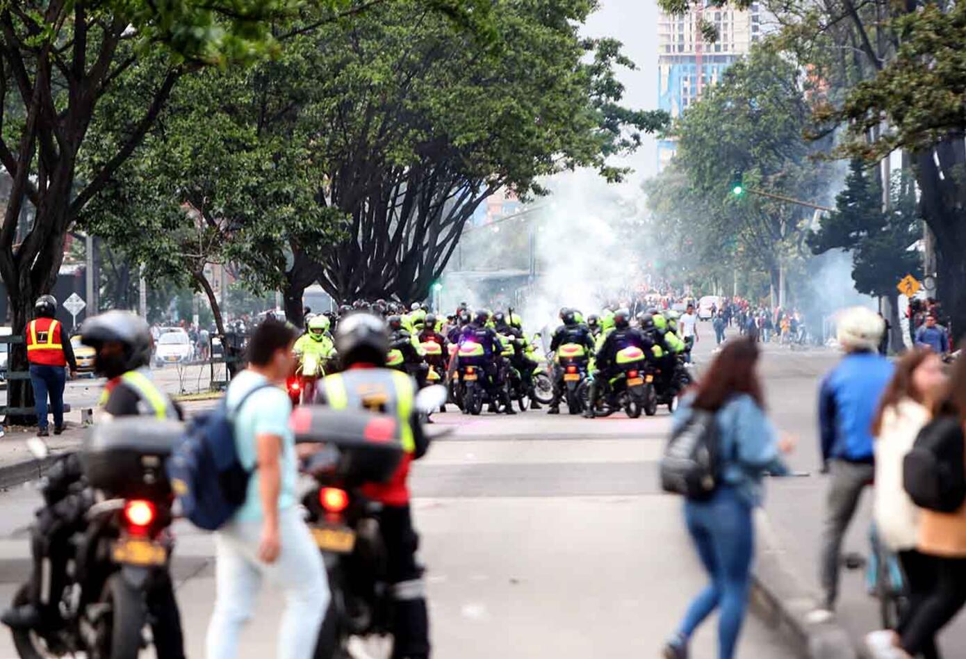 Disturbios avenida Caracas - Febrero 21