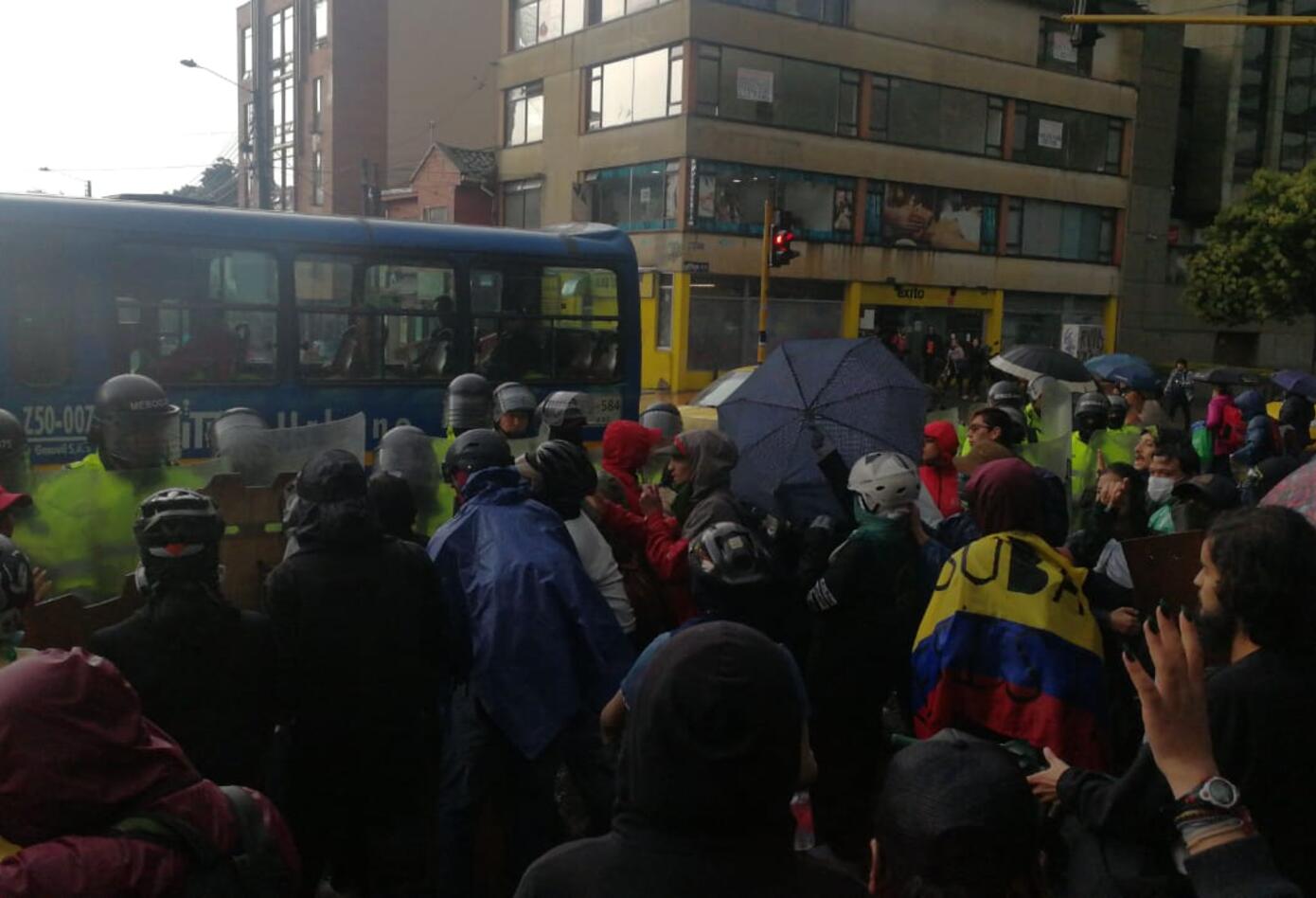 Protestas en la carrera 13