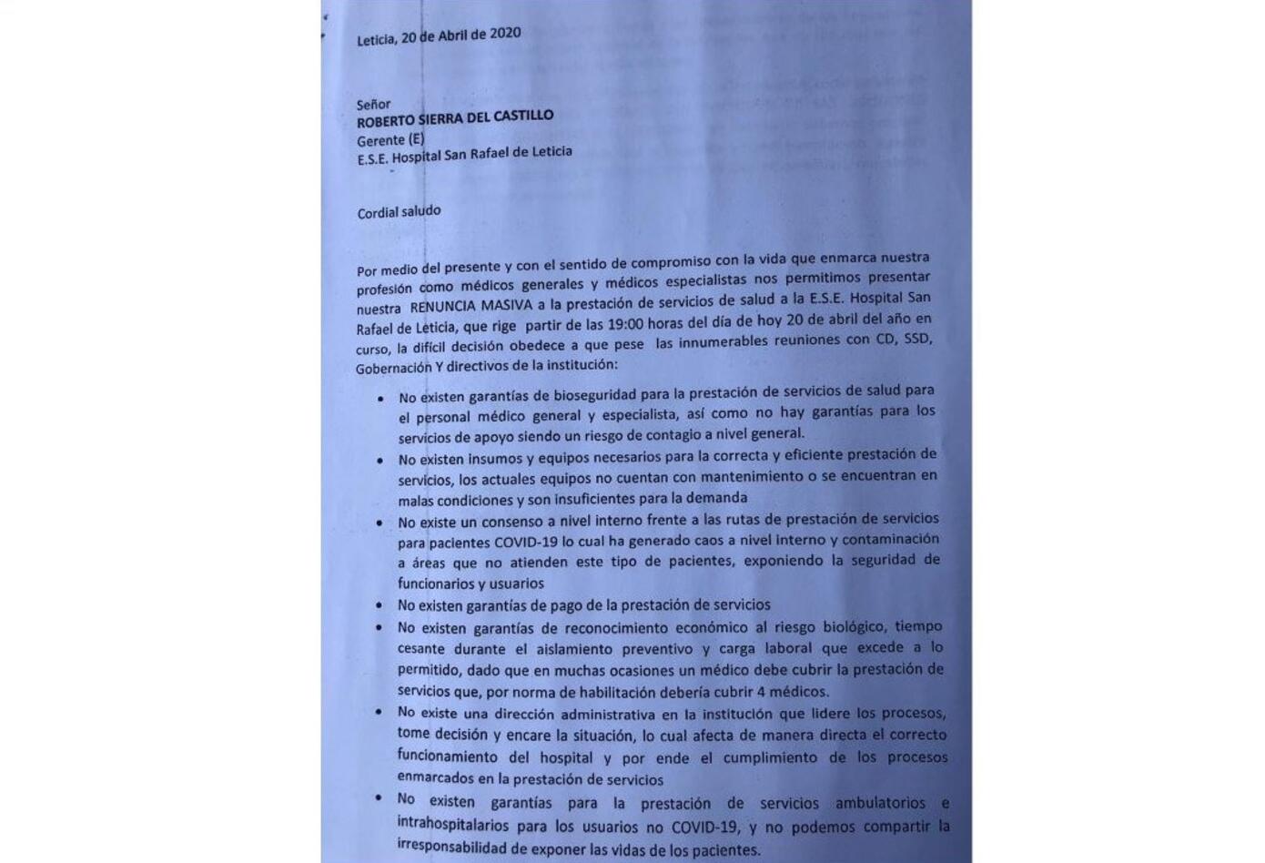 Carta de renuncia médico en Leticia.